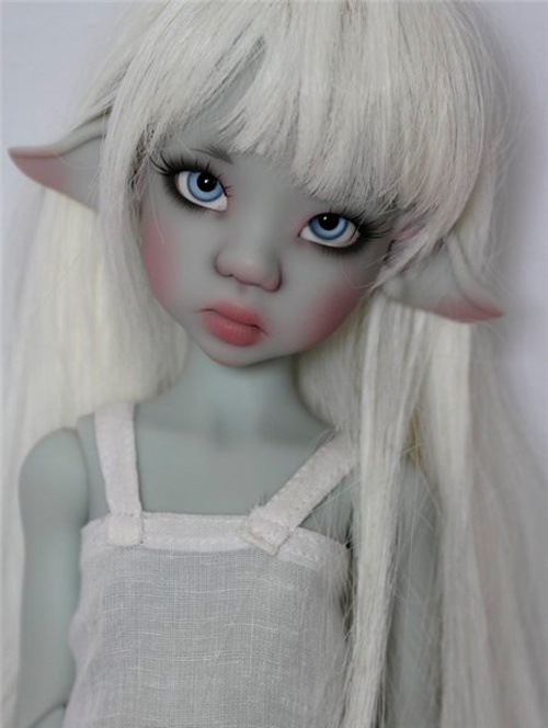 Grey Laryssa (серая Ларисса) Kaye Wiggs 