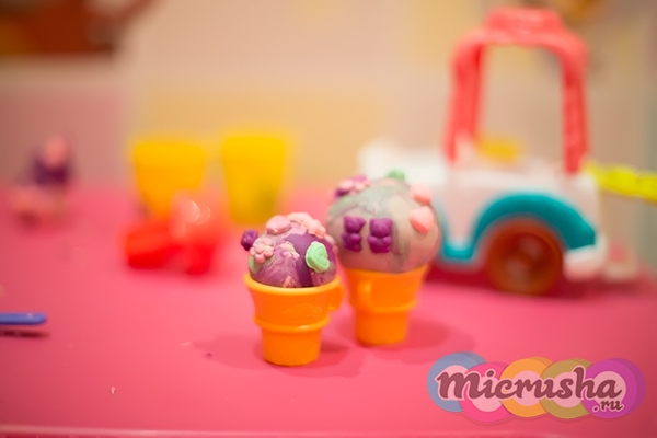 Масса для лепки от Play Doh