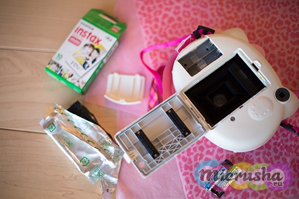 детский фотоаппарат Fujifilm Instax Mini Hello Kitty замена картриджа