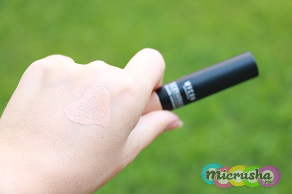 Sexyamor concealer Wycon