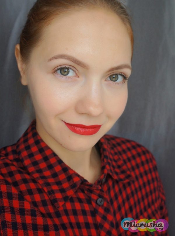 Avon Mark. The bold lipstick Ruby shock