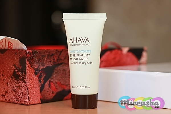 Увлажняющий дневной крем TIME TO HYDRATE для нормальной и сухой кожи AHAVA