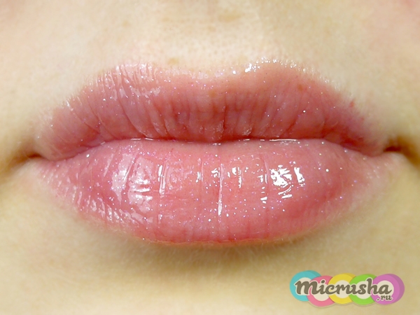 Essence Shine Lip gloss