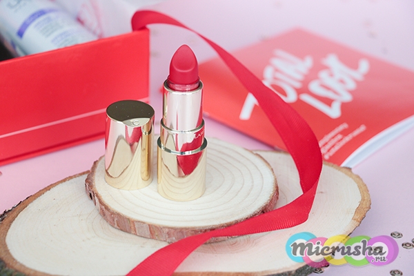 Матовая губная помада JOLI ROUGE VELVET Clarins.
