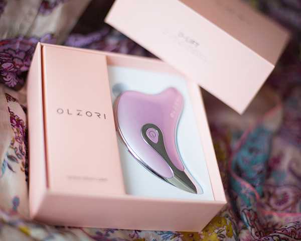 микротоковый массажер OLZORI D-LIFT